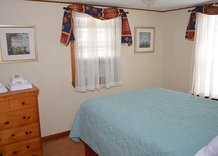 Little Miss Cottages